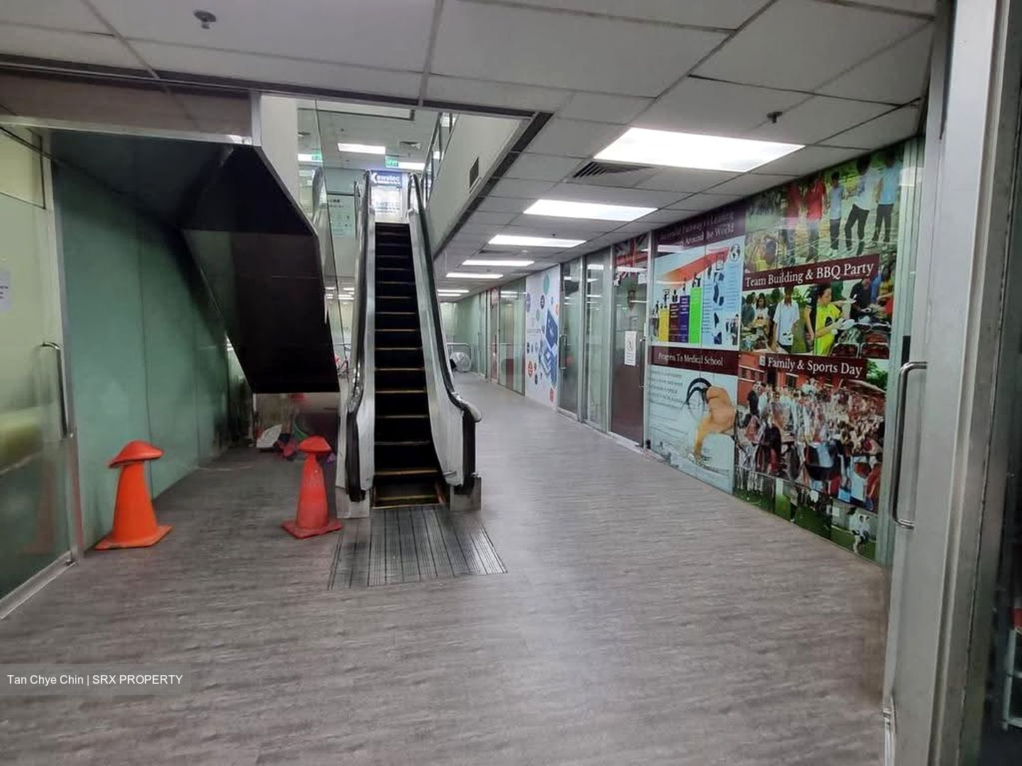 North Bridge Centre (D7), Office #622562591
